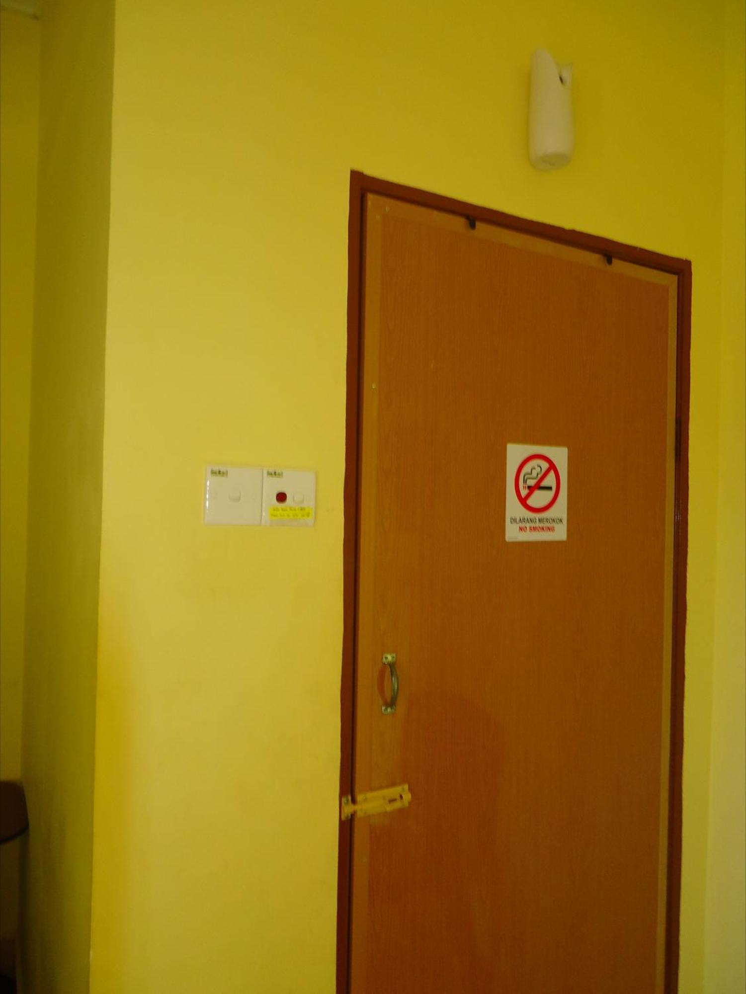 D'Pinggir Guest Room 쿠알라타한 외부 사진